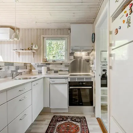 4 Bedroom Beautiful In