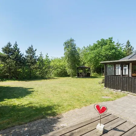 4 Bedroom Beautiful In Holiday home Skjern