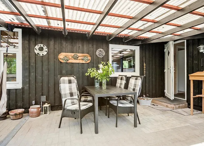 4 Bedroom Beautiful In *
